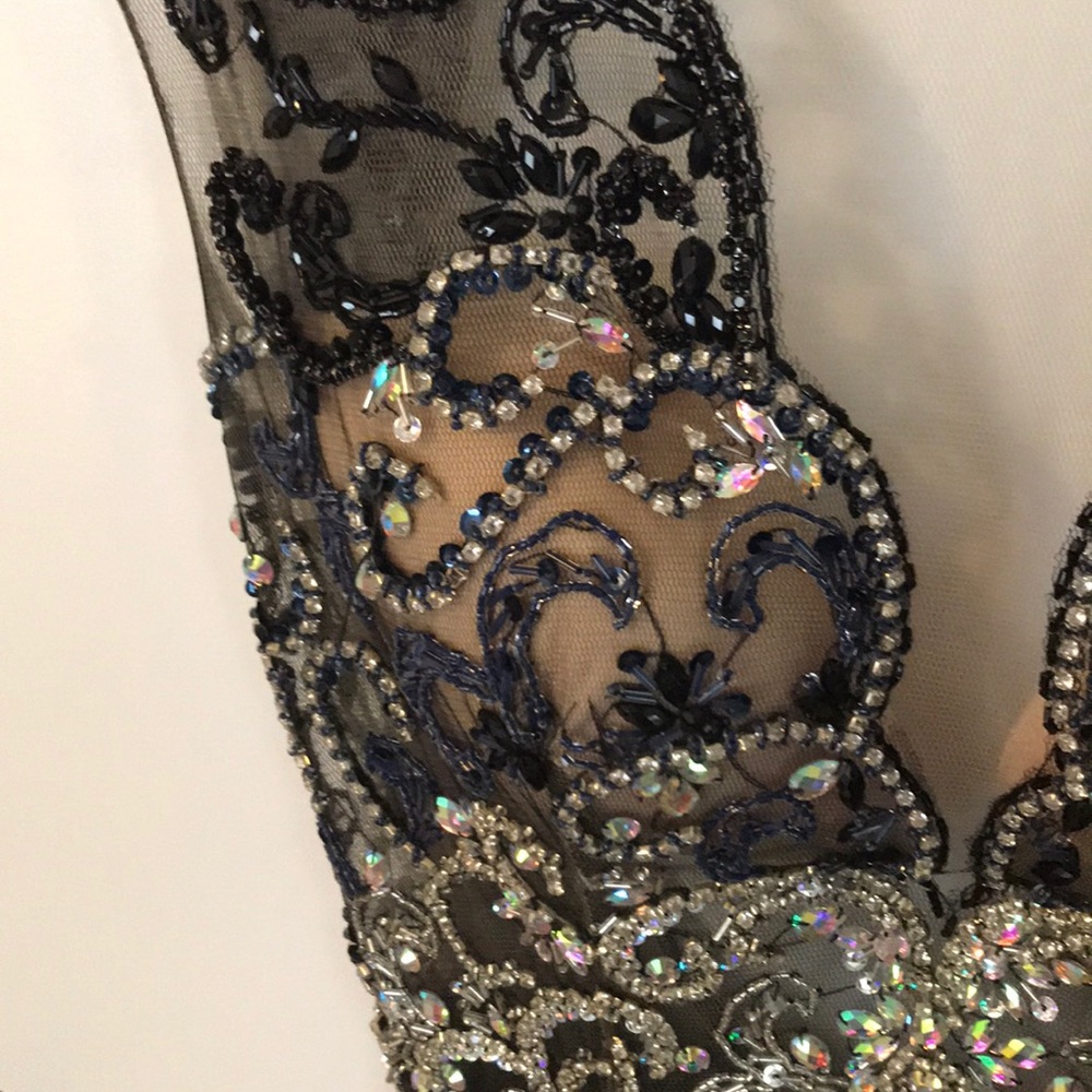 Prom dress - Picture 7 of 8